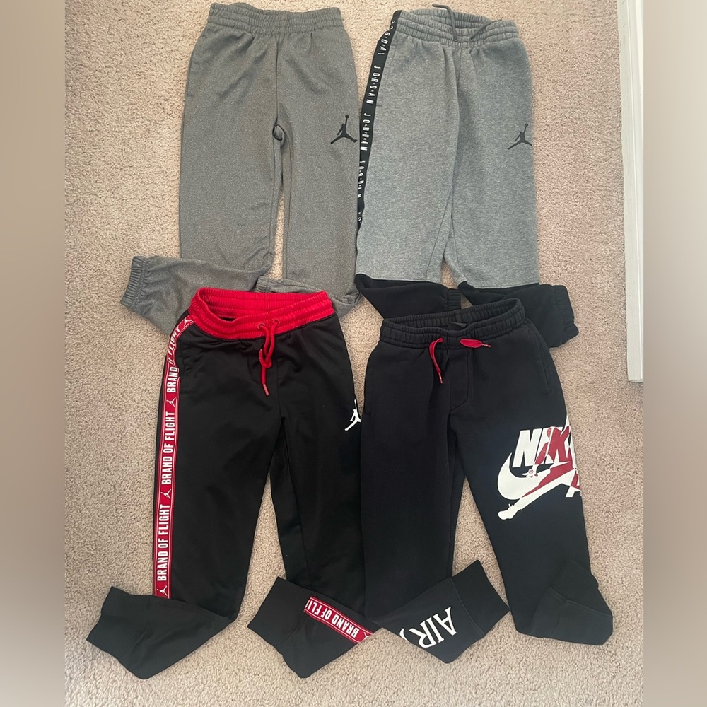 Boys Size Small Air Jordan Sweat pant(s) and Track Suit.